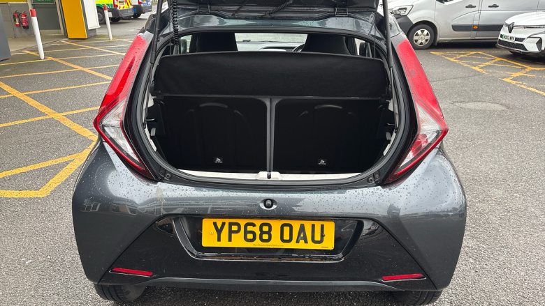 Toyota Aygo 1.0 VVT-i X-Play 5dr Petrol Hatchback